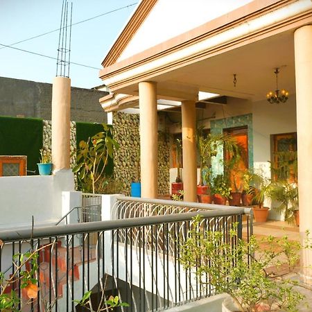 Malaiya Homestay - Grandeur Living Experience 자발푸르 외부 사진