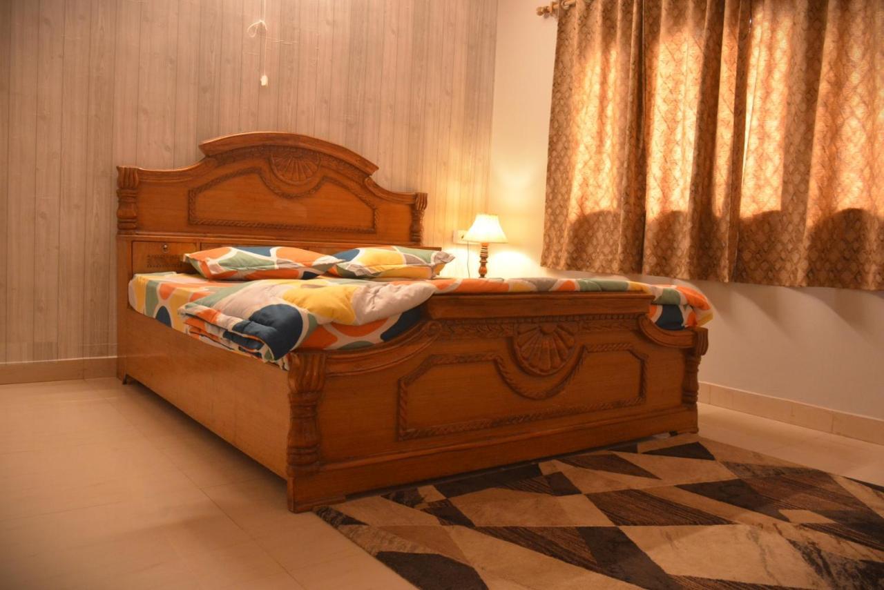 Malaiya Homestay - Grandeur Living Experience 자발푸르 외부 사진