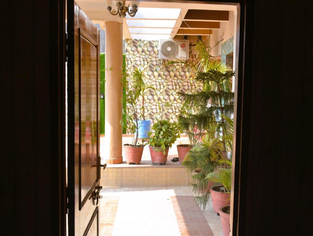 Malaiya Homestay - Grandeur Living Experience 자발푸르 외부 사진